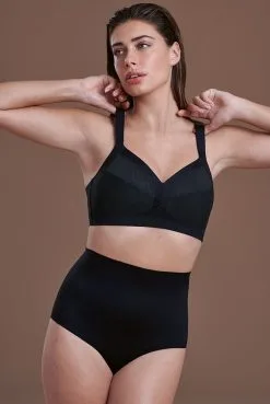 Anita Since 1886 Miederhose Jill 10 Anita Since 1886 Miederhose Jill -Bademode Verkaufsgeschäft Anita Miederhose Jill 1440 001 schwarz 03 1280x1280