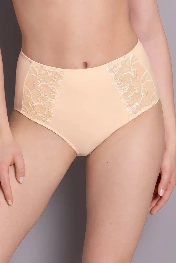 Anita Since 1886 Taillenslip+ Lucia 3 Anita Since 1886 Taillenslip+ Lucia