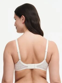 Passionata PILA Bügel BH -Bademode Verkaufsgeschäft P40L10 0NL 10