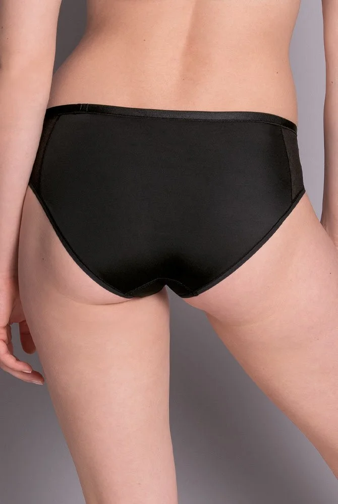 Rosa Faia Taillenslip Eve 4 Rosa Faia Taillenslip Eve – Bild 2