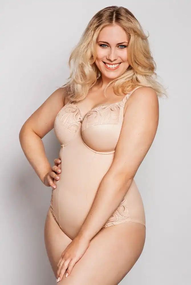 Ulla Bügel-Body Carmen 3 Ulla Bügel-Body Carmen