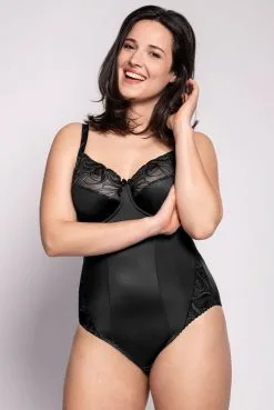 Ulla Bügel-Body Carmen