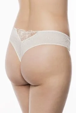 Ulla String Maxima -Bademode Verkaufsgeschäft ul 1138 ecru model hinten 1280x1280